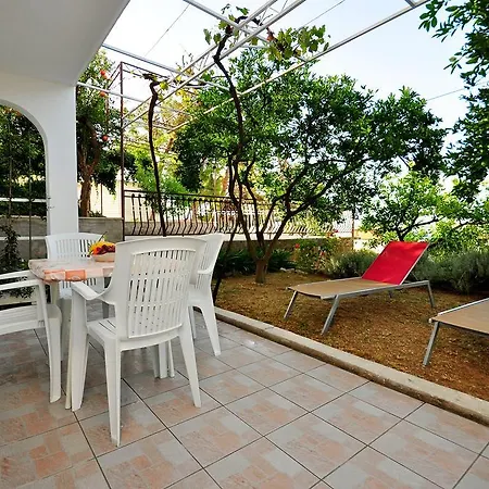 Ivan Apartment *
